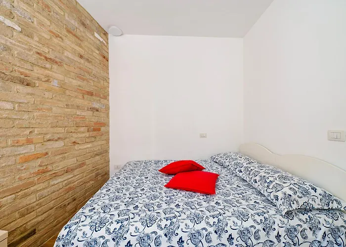 Torretta In Centro Hébergement de vacances *